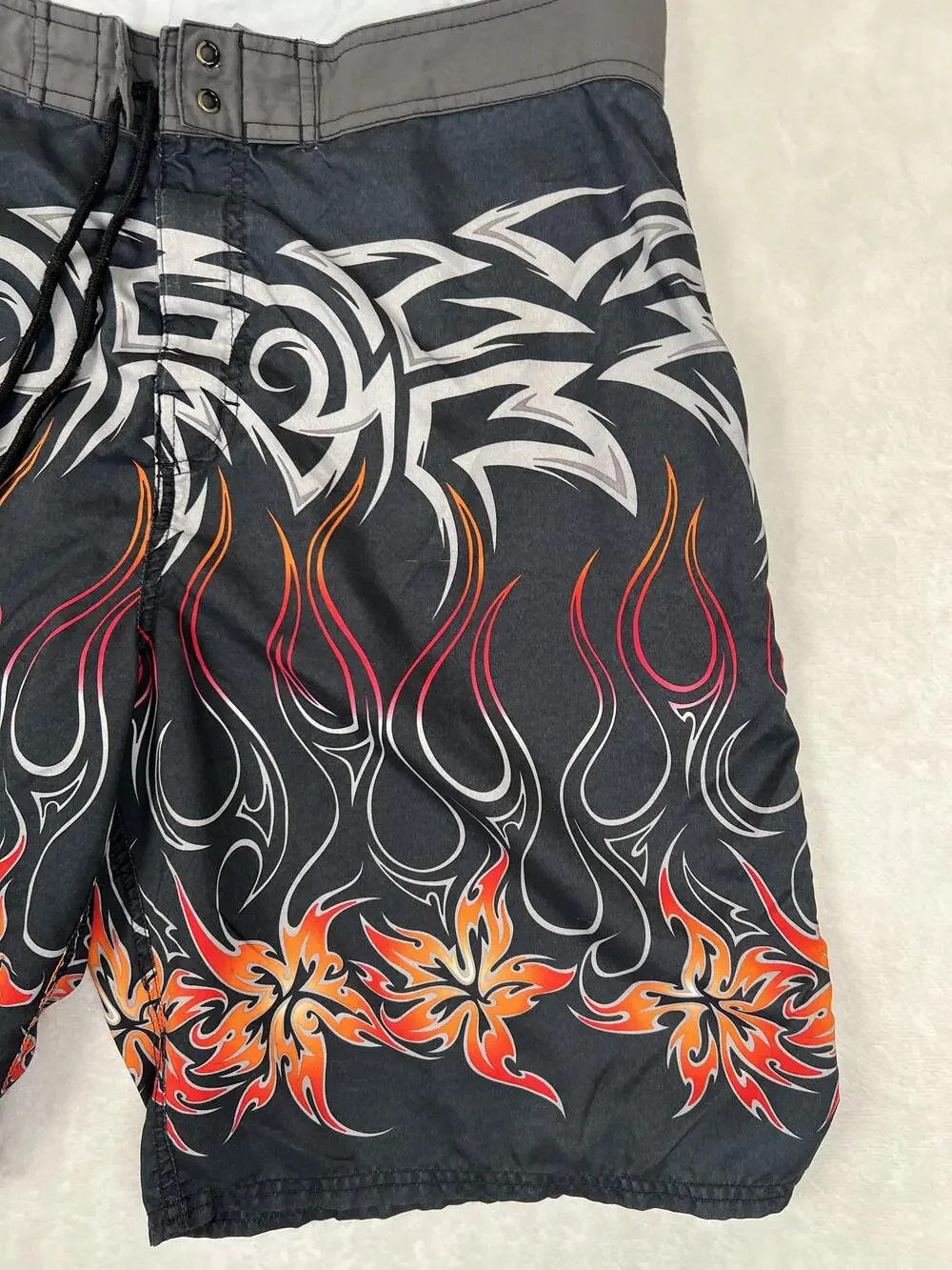 Vintage OP Ocean Pacific Board Shorts Mens 36 Black Tribal Flame Surf Beach Y2K